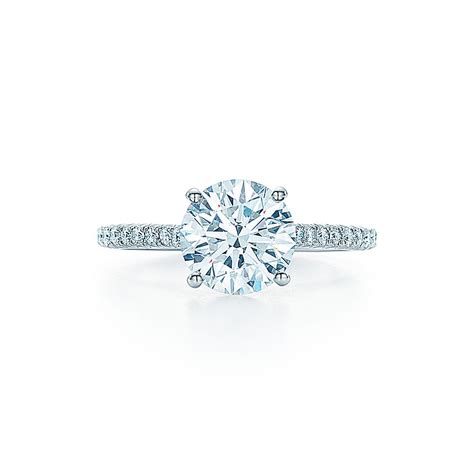 tiffany novo round diamond